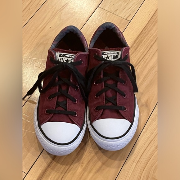 CONVERSE JUNIORS SIZE 2–CLEAN & COOL-BURGUNDY—KIDS UNISEX SZ 2 - Picture 13 of 16